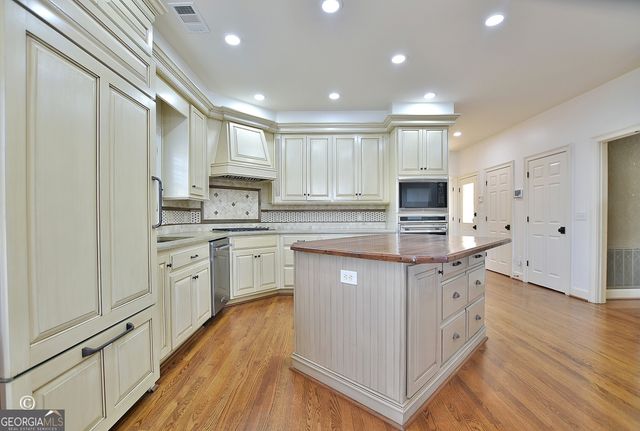 254 CASCADE Road, Columbus, GA 31904