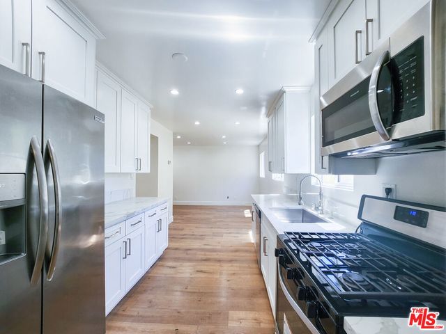 2917 N Coolidge Avenue Unit 3, Los Angeles, CA 90039