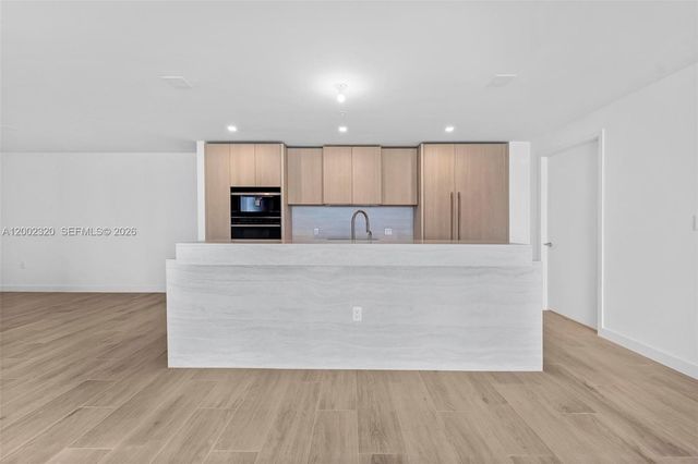 900 N Ocean Blvd 1202, Pompano Beach, FL 33062