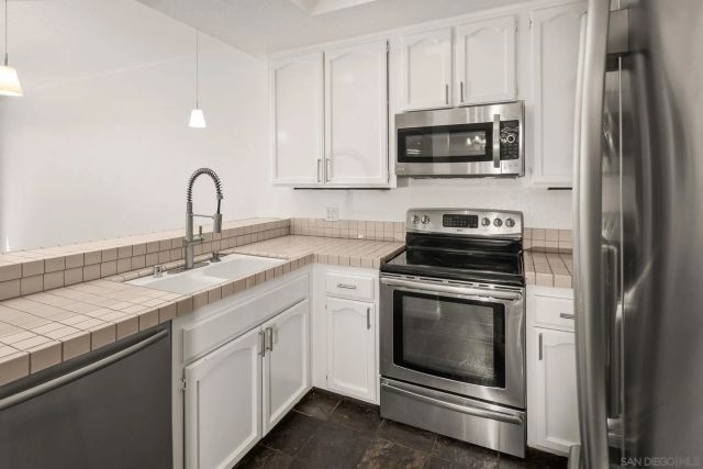 2445 Brant St 501, San Diego, CA 92101