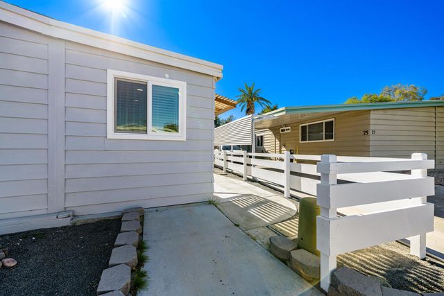 74 Via Minorca, Cathedral City, CA 92234