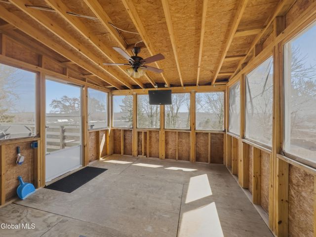 39 Boght Road, Watervliet, NY 12189