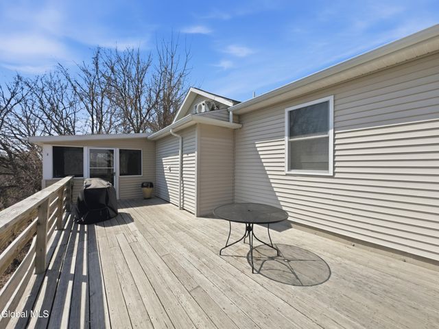 39 Boght Road, Watervliet, NY 12189