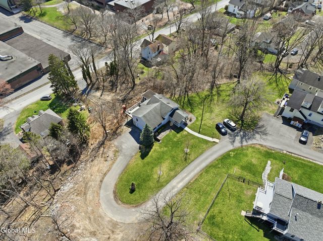 39 Boght Road, Watervliet, NY 12189