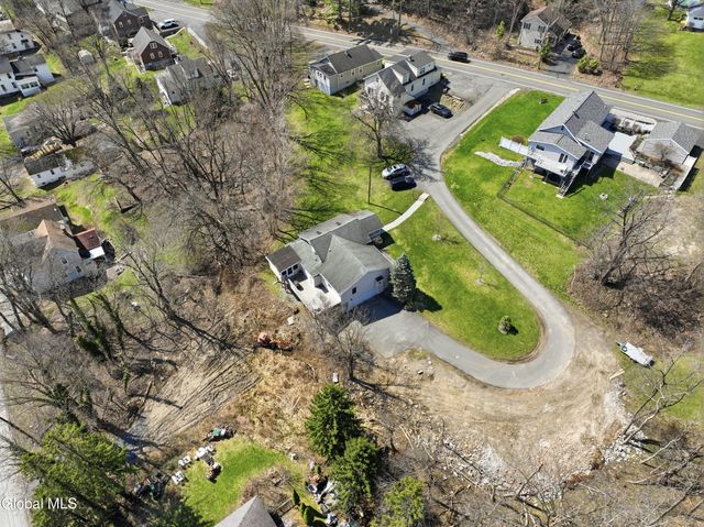 39 Boght Road, Watervliet, NY 12189