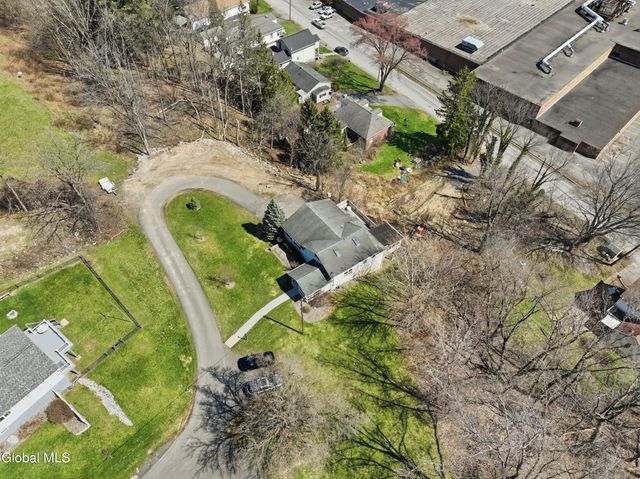 39 Boght Road, Watervliet, NY 12189