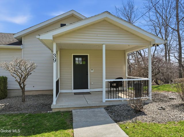 39 Boght Road, Watervliet, NY 12189