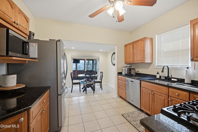 39 Boght Road, Watervliet, NY 12189