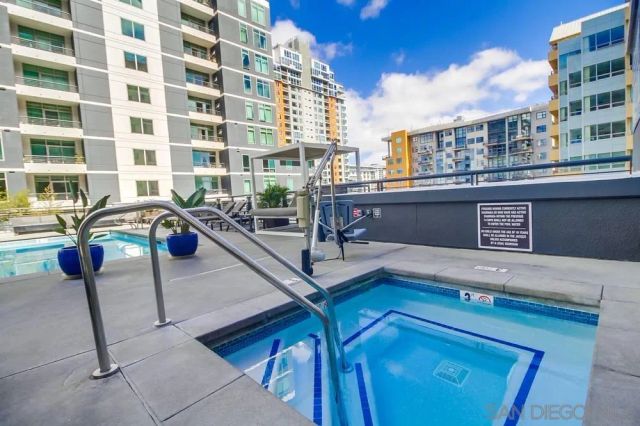 425 W Beech St 517, San Diego, CA 92101