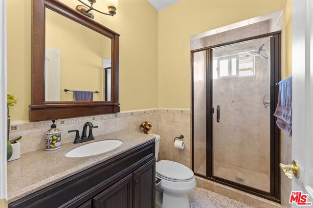 3332 Tilden Avenue, Los Angeles, CA 90034