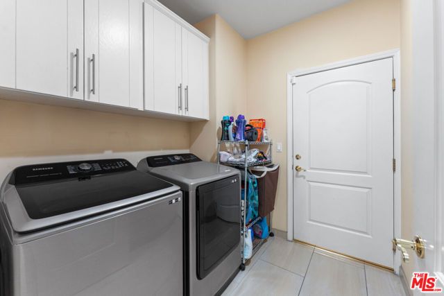 3332 Tilden Avenue, Los Angeles, CA 90034