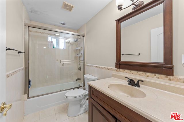 3332 Tilden Avenue, Los Angeles, CA 90034