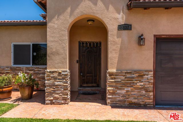 3332 Tilden Avenue, Los Angeles, CA 90034