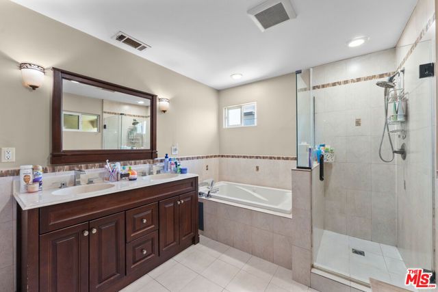 3332 Tilden Avenue, Los Angeles, CA 90034