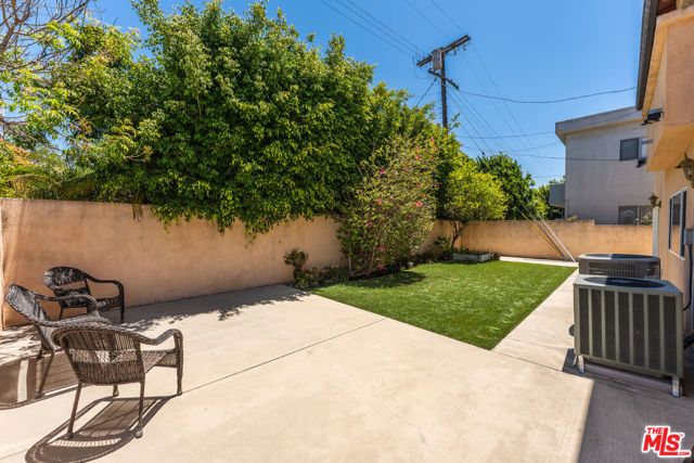3332 Tilden Avenue, Los Angeles, CA 90034