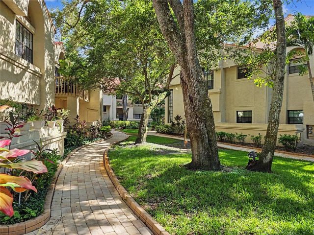 247 LOS PRADOS DRIVE 1123, Safety Harbor, FL 34695