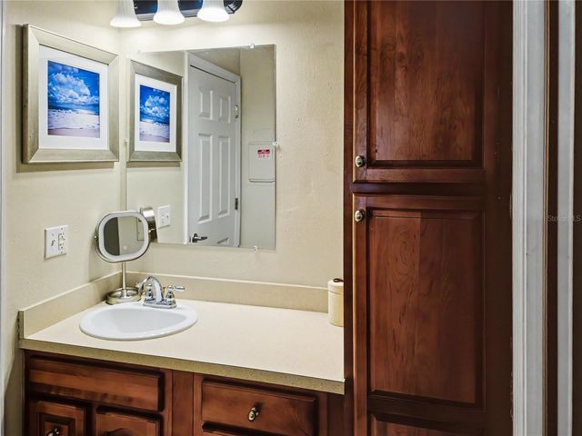 247 LOS PRADOS DRIVE 1123, Safety Harbor, FL 34695