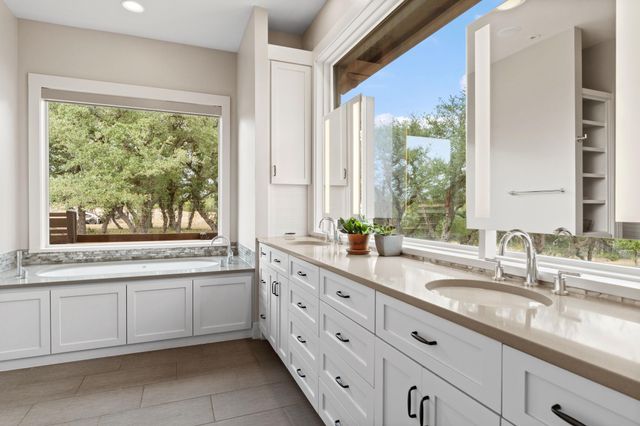 11400 Crumley Ranch RD, Austin, TX 78738