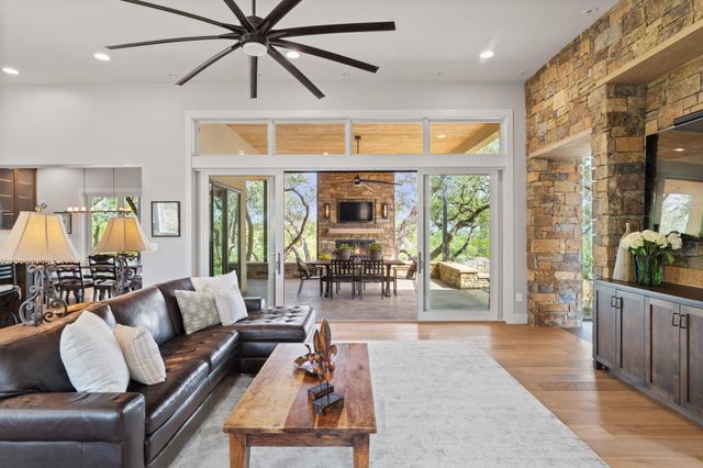 11400 Crumley Ranch RD, Austin, TX 78738