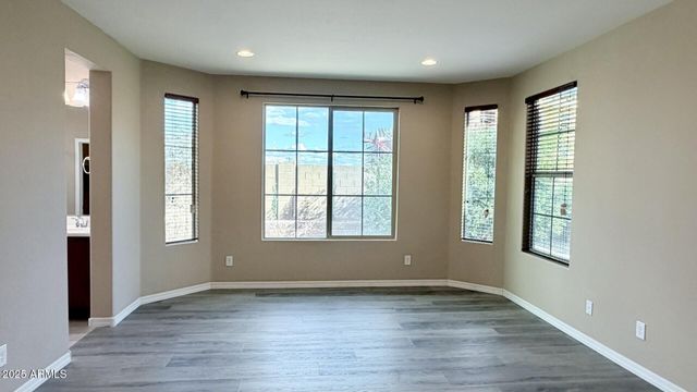 3021 S SUNLAND Drive, Chandler, AZ 85248