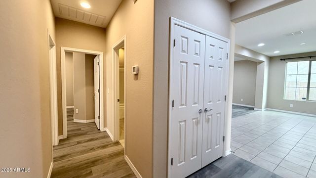 3021 S SUNLAND Drive, Chandler, AZ 85248