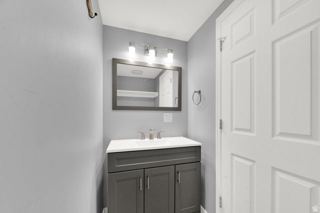 1115 S GLENDALE DR, Salt Lake City, UT 84104