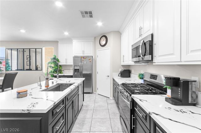 7224 Halo Falls Street, North Las Vegas, NV 89084