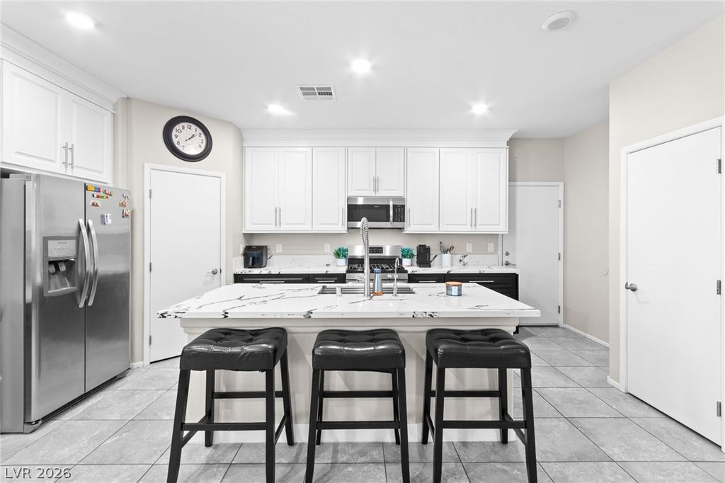 7224 Halo Falls Street, North Las Vegas, NV 89084