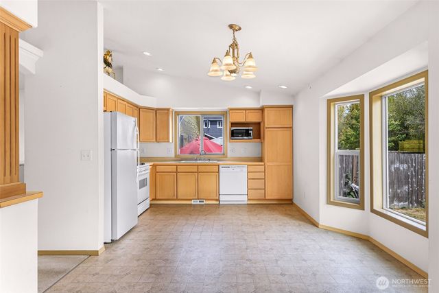 7536 Clamdigger Drive, Blaine, WA 98230