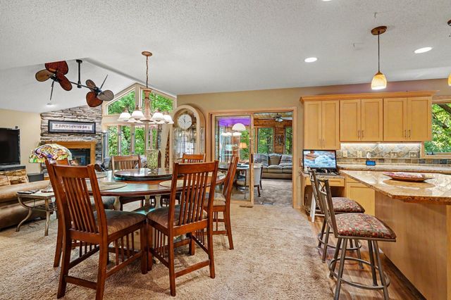 2003 Safari Heights Trail, Eagan, MN 55122