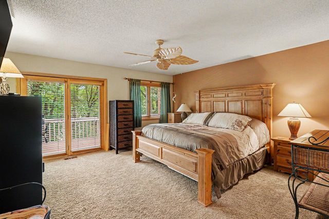 2003 Safari Heights Trail, Eagan, MN 55122