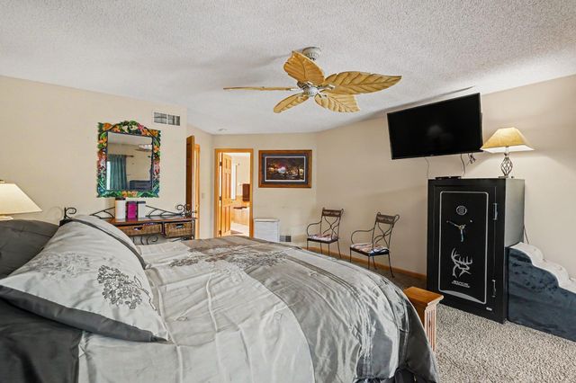 2003 Safari Heights Trail, Eagan, MN 55122