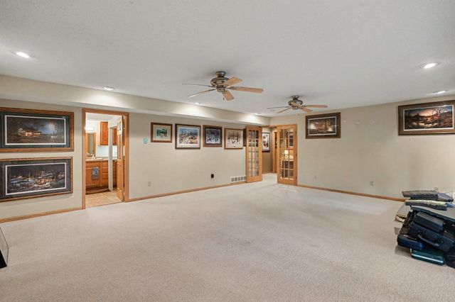 2003 Safari Heights Trail, Eagan, MN 55122