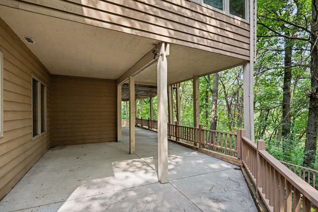 2003 Safari Heights Trail, Eagan, MN 55122