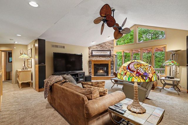 2003 Safari Heights Trail, Eagan, MN 55122