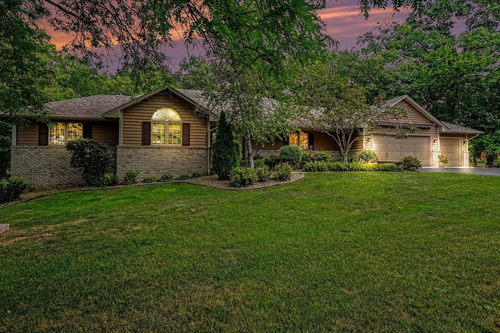 2003 Safari Heights Trail, Eagan, MN 55122 — photo 2