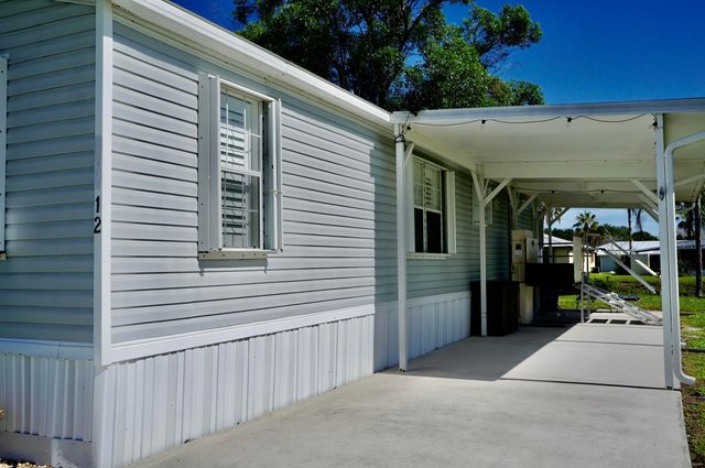 12 SE Spanish Way, Port St. Lucie, Port St Lucie, FL 34952