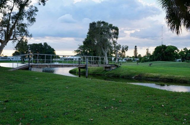 12 SE Spanish Way, Port St. Lucie, Port St Lucie, FL 34952