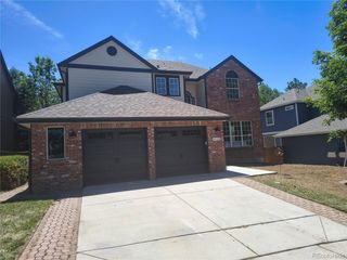 2358 Weatherstone Cir, Littleton, CO 80126