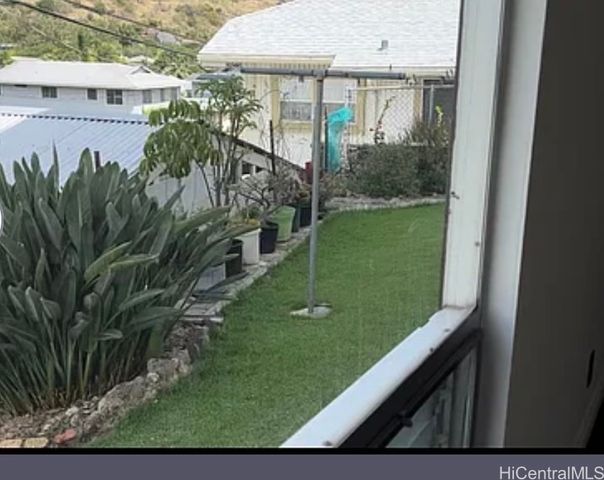 2581 Alaula Way C, Honolulu, HI 96822