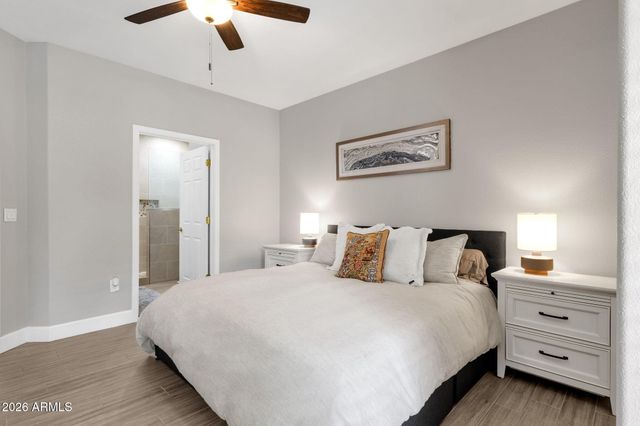 2992 N MILLER Road 117, Scottsdale, AZ 85251