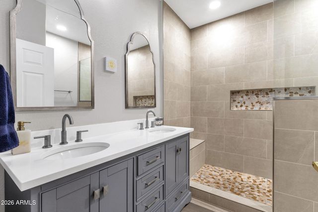 2992 N MILLER Road 117, Scottsdale, AZ 85251