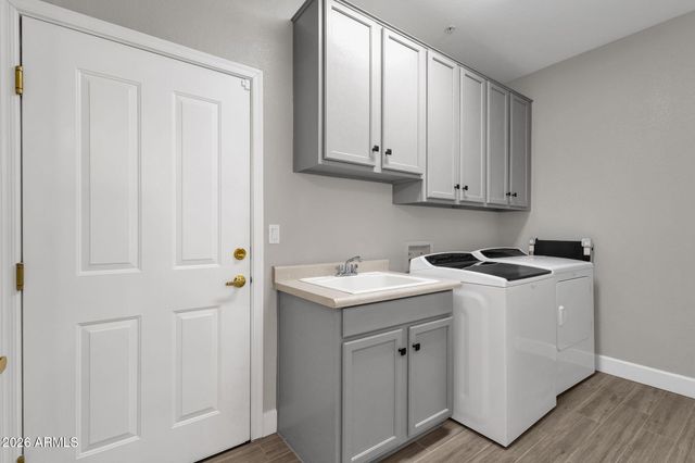 2992 N MILLER Road 117, Scottsdale, AZ 85251
