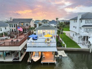 3906 Bridge Harbor Drive, Galveston, TX 77554