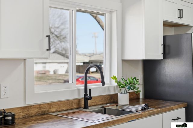 4901 W Benton Street, Lincoln, NE 68524