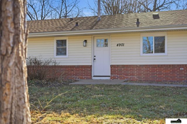 4901 W Benton Street, Lincoln, NE 68524