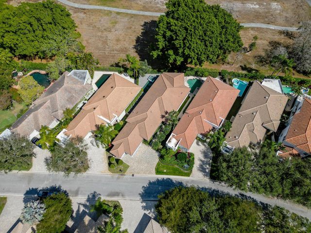 2690 Players Court, Wellington, FL 33414