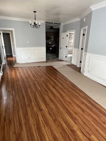 1739 W Steuben Street, Chicago, IL 60643