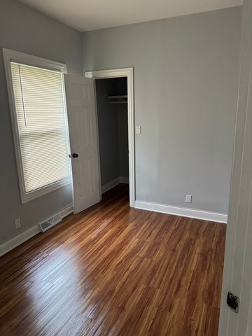 1739 W Steuben Street, Chicago, IL 60643