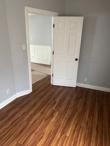 1739 W Steuben Street, Chicago, IL 60643